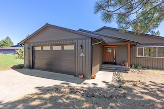 61520 SE Admiral Way, Bend, OR 97702