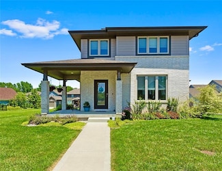 1808 Napa Valley, Lee's Summit, MO 64082