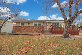 736 Cottonwood Dr, Dyer, IN 46311