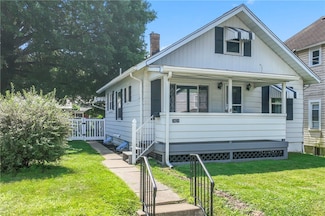 2429 W Wade St, Aliquippa, PA 15001