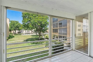2811 Somerset Dr Unit 209C, Lauderdale Lakes, FL 33311