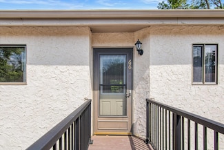 1566 Millpond Ct Unit 66, Chaska, MN 55318