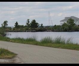 213 Skyline Dr, Bay Saint Louis, MS 39520