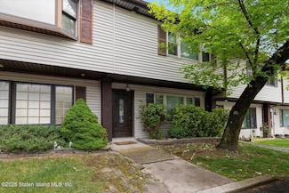 1942 Arthur Kill Rd, Staten Island, NY 10312