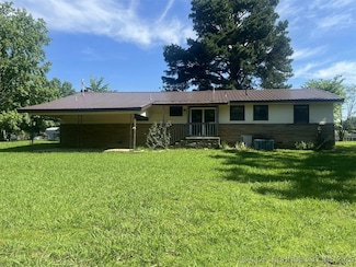 10650 Oklahoma 9, Stigler, OK 74462