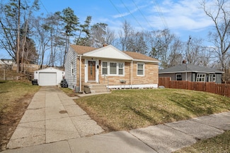 1307 N Dorroll St NE, Grand Rapids, MI 49505