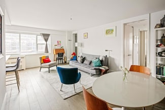 69 W 9th St Unit 9AB, New York, NY 10011
