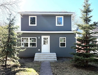 409 Locust St, Yankton, SD 57078