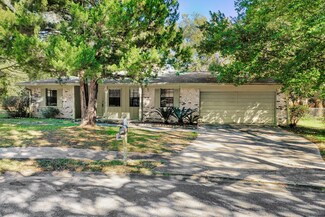 102 Little John Ct, Niceville, FL 32578