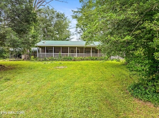 2896 Fairview Rd, Madisonville, TN 37354