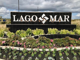 2724 Golden Isle Dr, Texas City, TX 77568