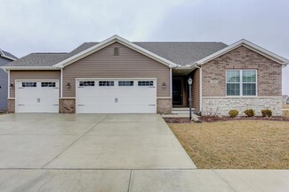 1415 Fieldstone Dr, Savoy, IL 61874
