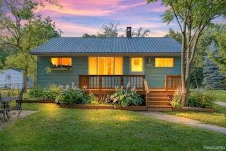 7277 Elmwood Rd, Lexington, MI 48450