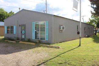 715 N Main, Vici, OK 73859