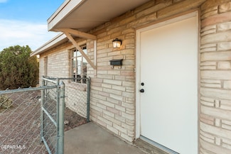 5017 Sierra Madre Dr, El Paso, TX 79904