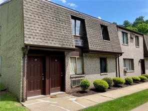 500 Milltown Rd Unit 512, New Kensington, PA 15068