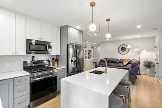 1069 Washington St Unit 2, Boston, MA 02118