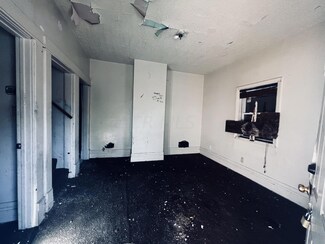 1036 Newton St Unit 38, Columbus, OH 43205