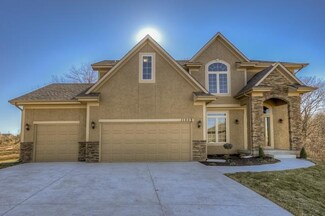 12810 Woodland Ave, Kansas City, MO 64145