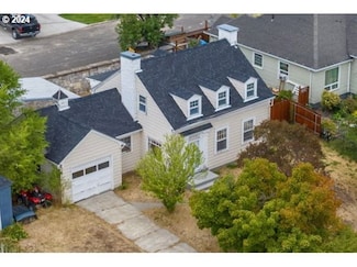 905 Hillcrest(9th St) Dr, Bakercity, OR 97814
