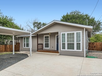 627 N San Manuel St, San Antonio, TX 78228