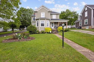 88 W Banner St, Lebanon, VA 24266