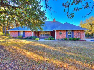 1526 Ladderback Ln, Blanchard, OK 73010