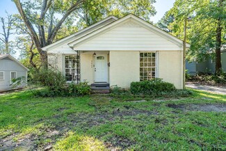 2622 Oak Ln, Tyler, TX 75701