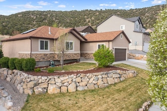 4012 E Yakima Way, Eagle Mountain, UT 84005