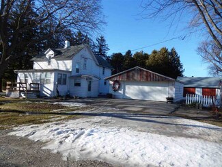 16664 X Ave, Sumner, IA 50674