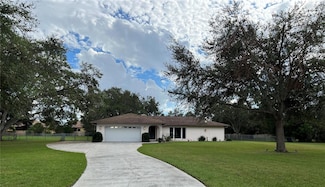 3652 Oak Grove Dr, Sarasota, FL 34243