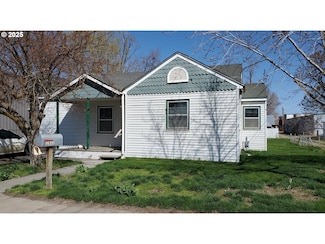 2932 Madison St, Baker City, OR 97814