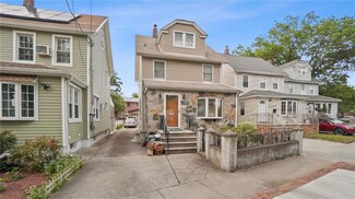 230-43 88th Ave, Queens Village, NY 11427