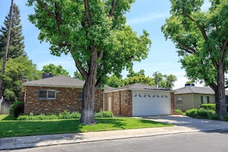 2102 Winning Ave, Modesto, CA 95350