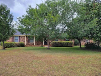 106 Thomas Ct, Kathleen, GA 31047