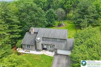 1925 Peach Tree Ln, Bethlehem, PA 18015