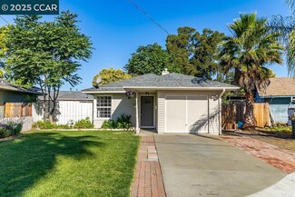 65 Locust Dr, Pittsburg, CA 94565