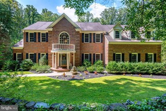 12395 Henderson Rd, Clifton, VA 20124