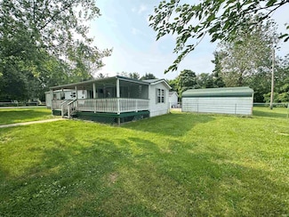 257 2nd St, Switz City, IN 47465