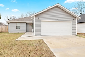 2426 E Atlantic St, Springfield, MO 65803
