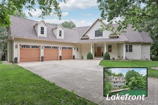 8745 S Shore Dr, Worden, IL 62097