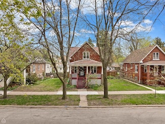 3829 N Kilbourn Ave, Chicago, IL 60641