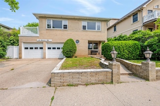 615 E Olive St, Long Beach, NY 11561