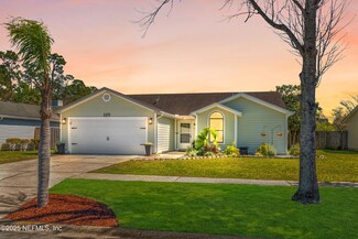 125 Prindle Dr E, Jacksonville, FL 32225