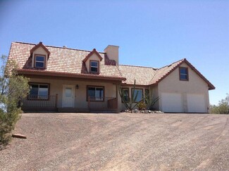 43821 Saguaro Blossom Ln, Morristown, AZ 85342