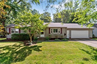 167 9th St NE, Barberton, OH 44203