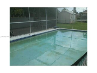 17621 NW 12th Ct, Miami, FL 33169