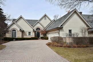 6 Lakeside Ln, North Barrington, IL 60010
