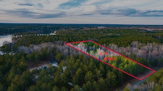 1054 Pine Point Ln, Tignall, GA 30668