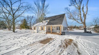 833 Range Rd, Kimball, MI 48074